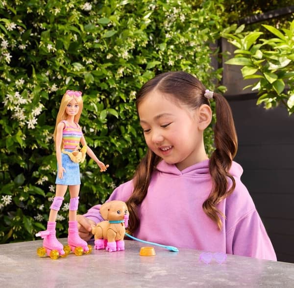 Barbie Pets, rullskridskoåkande modedocka och husdjur