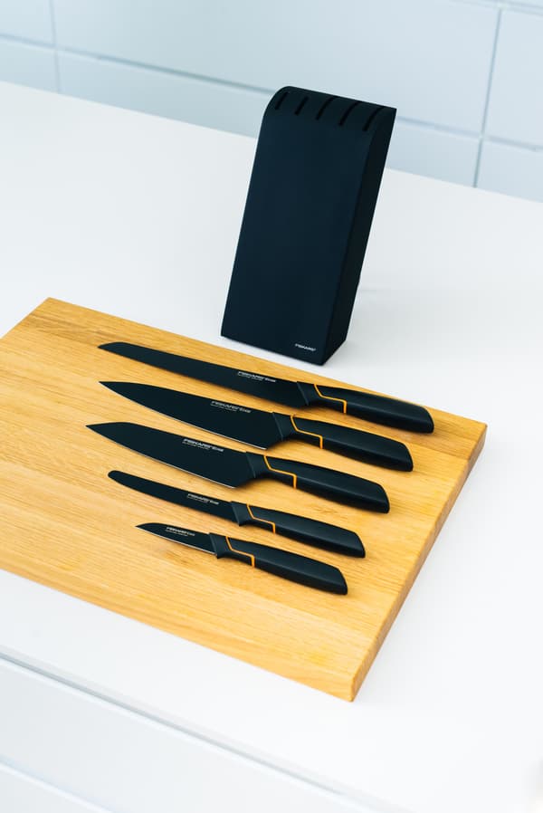 Fiskars Edge -knivställ + knivset, 5 delar