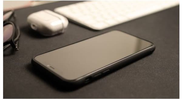 Swissten Soft Joy iPhone 17 Air Musta