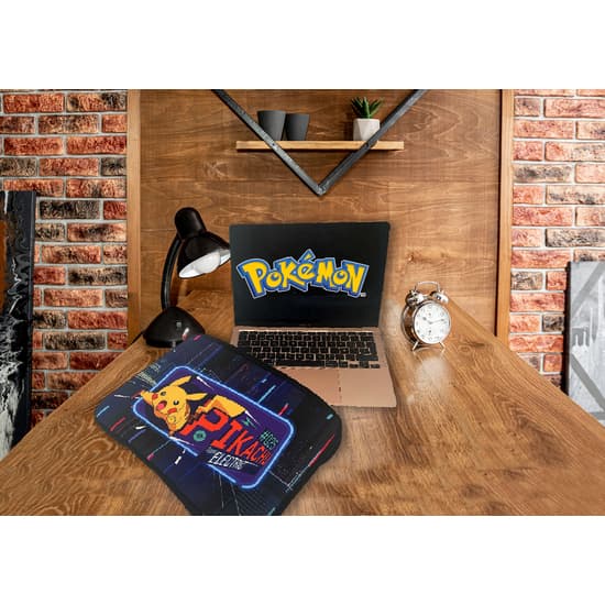 CYP Brands Pikachu laptop sleeve sort