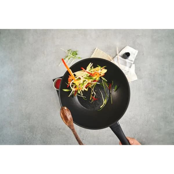 Zwilling Madura Plus Wok 30cm sort