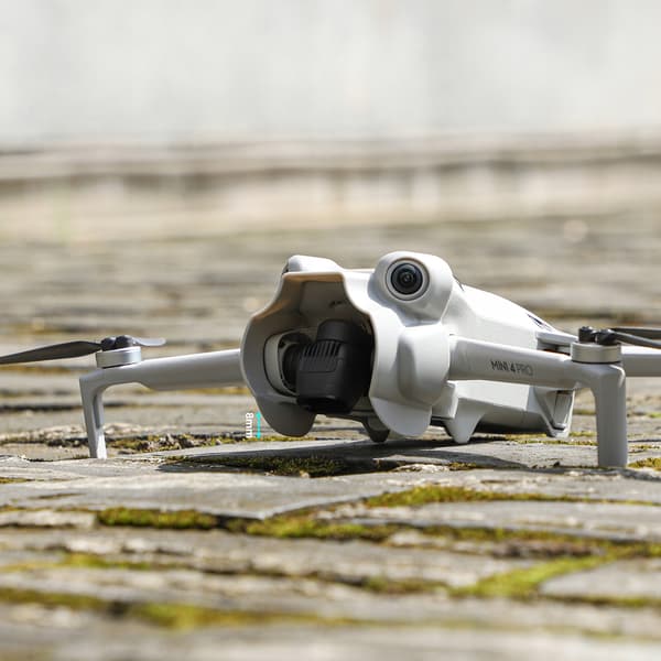 Sunnylife n4p-zg699-d solskærm til DJI MINI 4 Pro sort