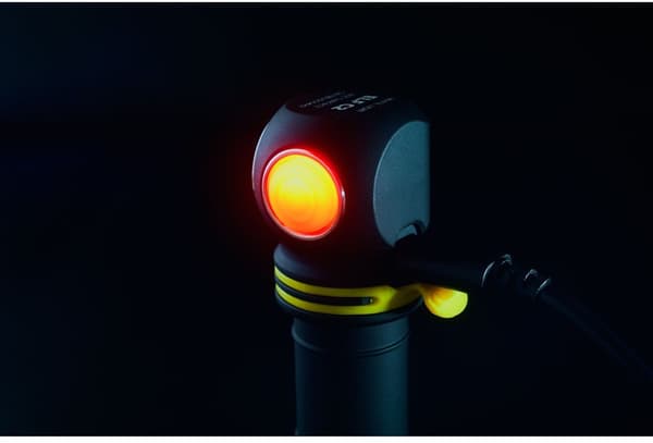 Armytek Elf C2 USB-C Lämmin 1020 lm