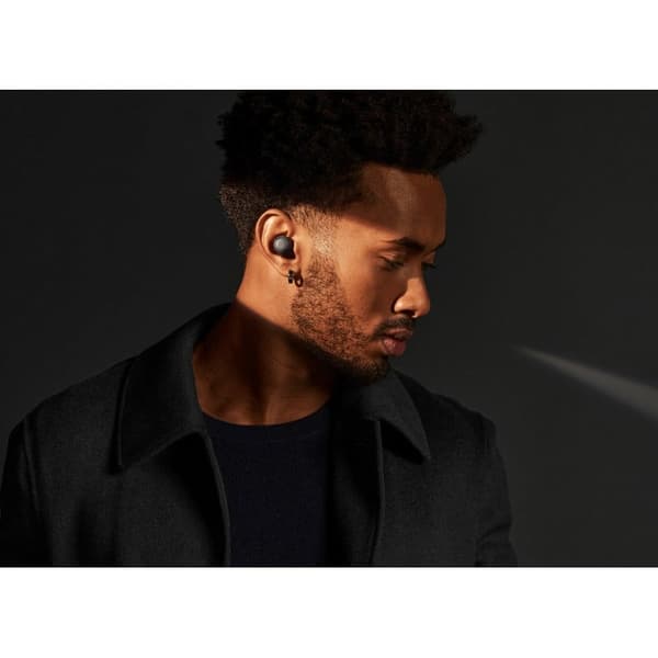 Google Pixel Buds Pro med aktiv brusreducering och USB-C