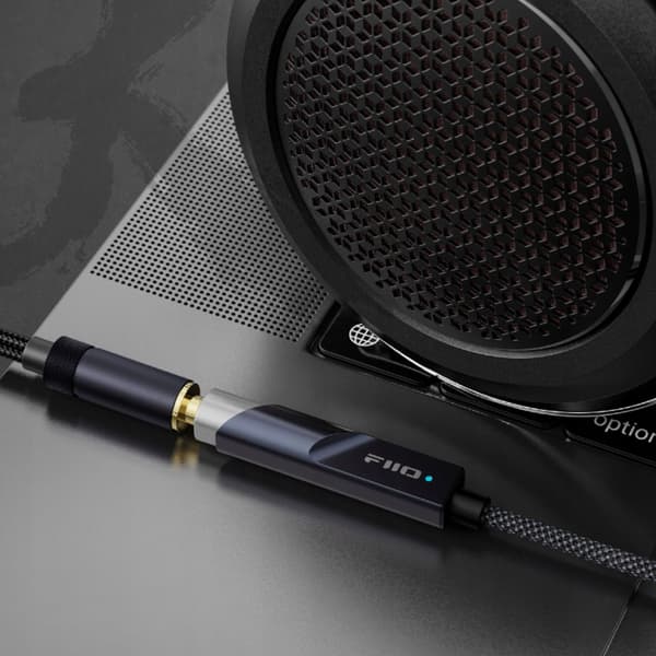 FiiO KA11 DAC Lightning-liitännällä