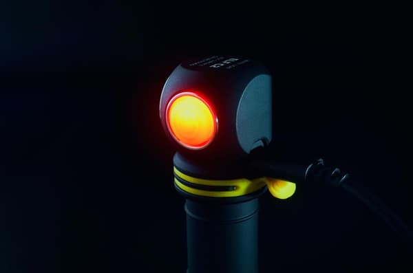 Armytek Elf C2 USB-C Lämmin 1020 lm