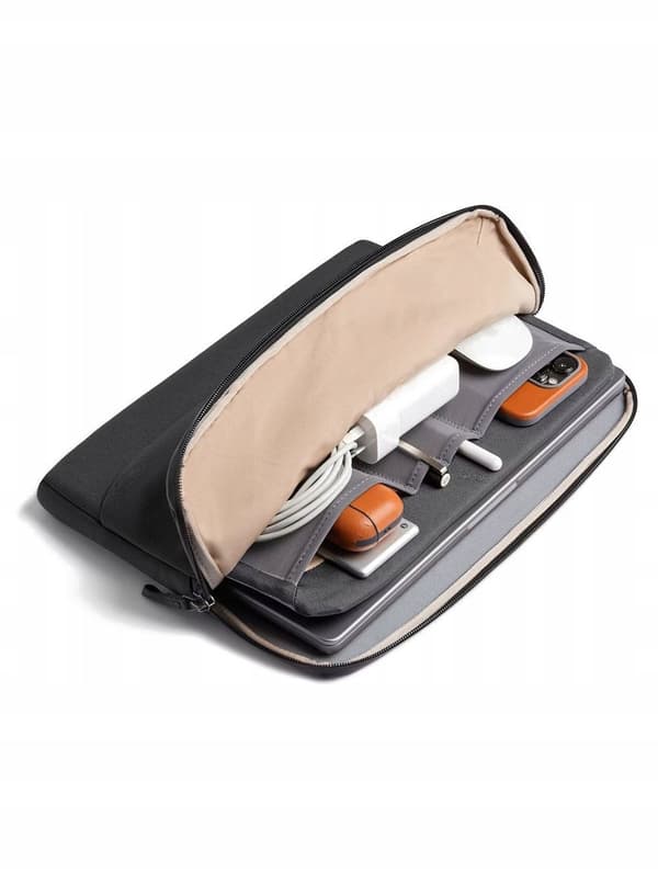 Bellroy Caddy 16 Laptop Sleeve Polstret Sort