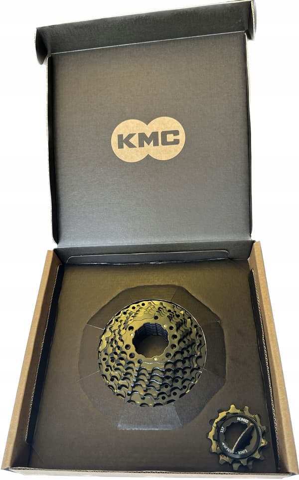 KMC React 10-speed kassett 11-36T svart