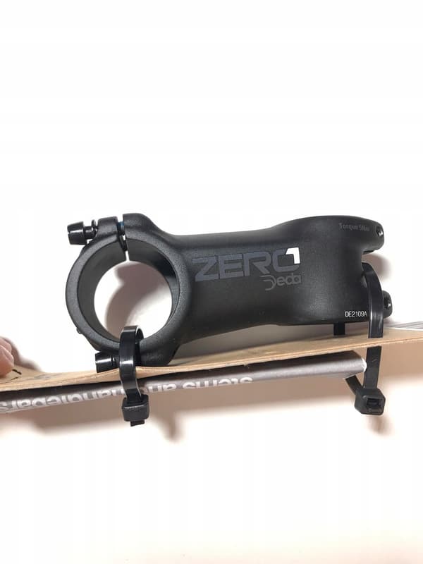 Deda zero 1 svart 31.7 mm styr