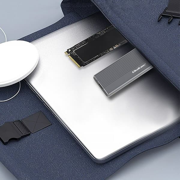 Qoltec 52267 SSD-kotelo M.2 SATA USB-C 2TB Harmaa