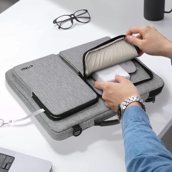 Tech-Protect Defender grå laptoptaske