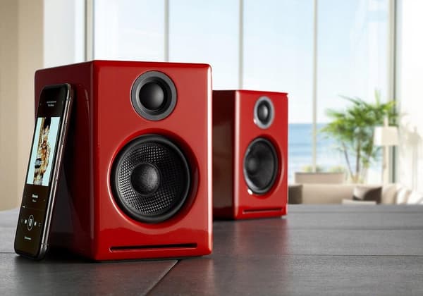 Audioengine a2+bt langattomat kaiuttimet punainen
