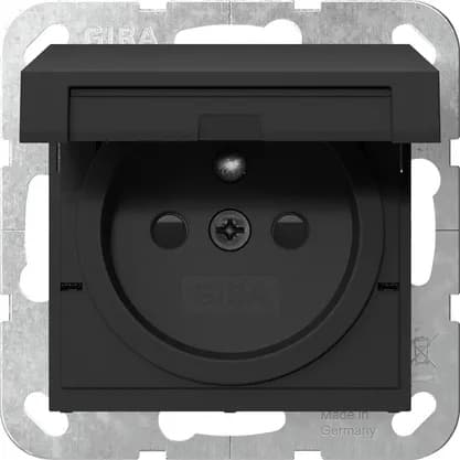 Gira 4488005 intermediate socket kd+sh svart