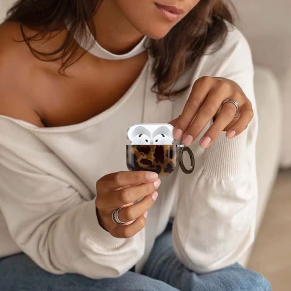 Tech-Protect Lamano etui til AirPods 4 sort