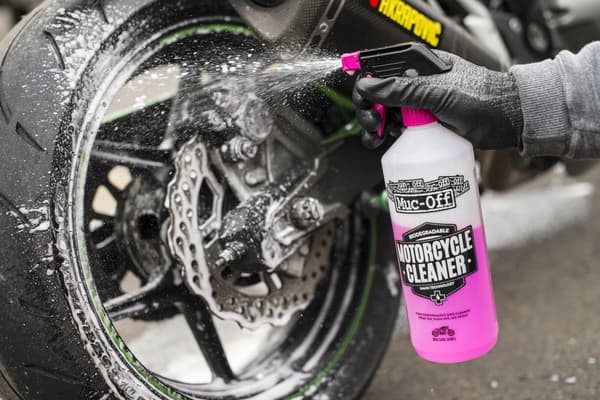 Muc-Off nano tech pyöränpesu 25l Vaaleanpunainen