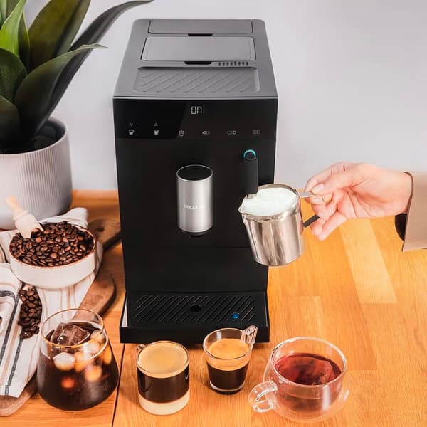 Cecotec Cremmaet Compact Steam musta 1350W 19 bar