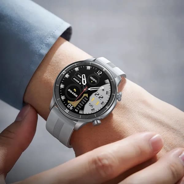 Hoco Y31 Älykello Hopea Bluetoothilla ja IP67 vedenkestävyydellä
