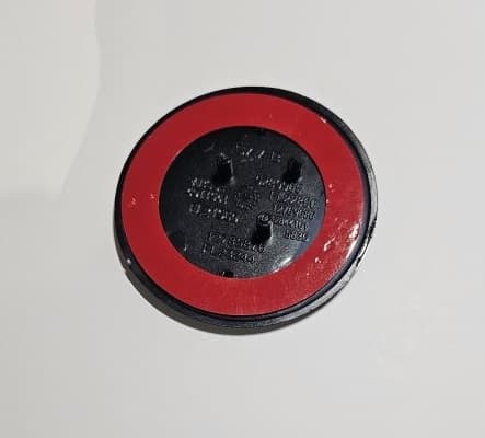 Emblem SAAB 68mm svart  3-pin 1-pack motorhuv .