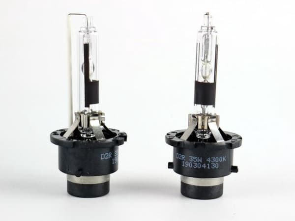 Ksenonlamput +50 % D2R 35 W 5000 K Super Vision