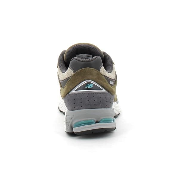 Baskets New Balance 2002R