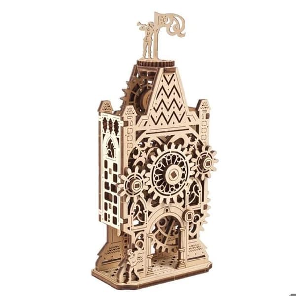 Miniatyrmodell i trä: Gamal klocktorn