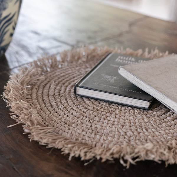 Rootz bordstablett (set med 2,4 eller 6) AMBON | Bordsmatta av Raffia ...