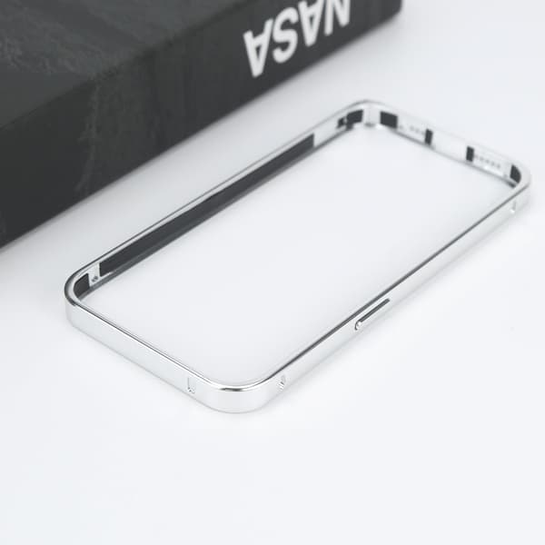Støtfangerdeksel i aluminiumslegering for iPhone 15 Pro Silver