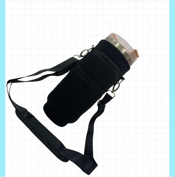 40oz Eristetty Mukiteline Taskulla Ja Metallilukolla Black