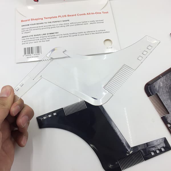 Skäggmall för perfekt skäggformning - 17cm Transparent