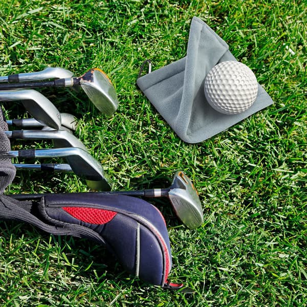 Golfbollsduk med klämma Grey