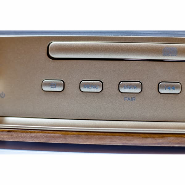 Stereo BT/CD/USB ja radio