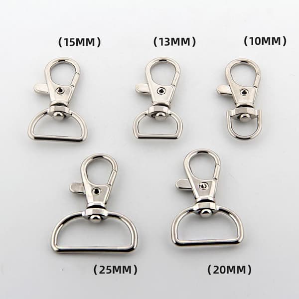 Svingbare halvrunde ringer med karabinkrok, 10 stk. Silver 2 cm