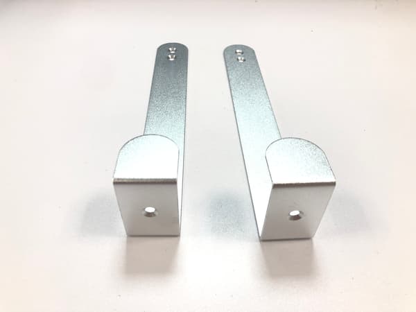 Aluminiums knækkrog, over døren Silver