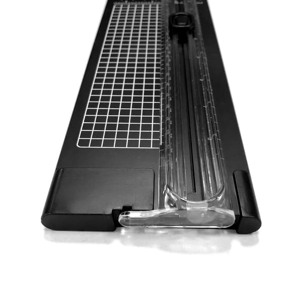 A4-papirkutter Black