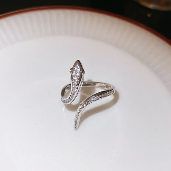 Sølv slangeformet ring Silver