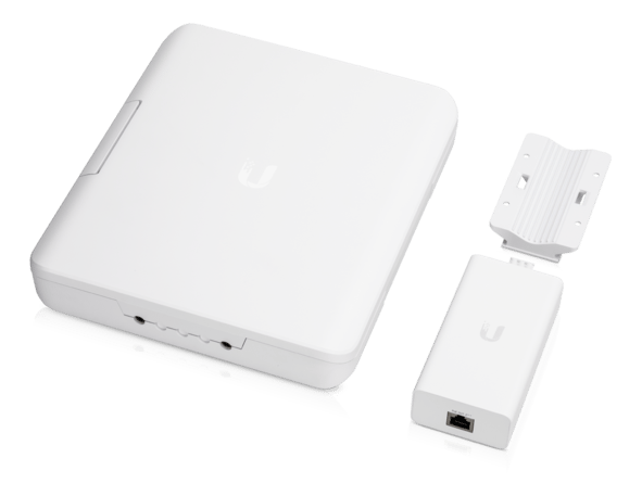 UniFi Flex Switch Adapter Kit Street Light Pole Applications
