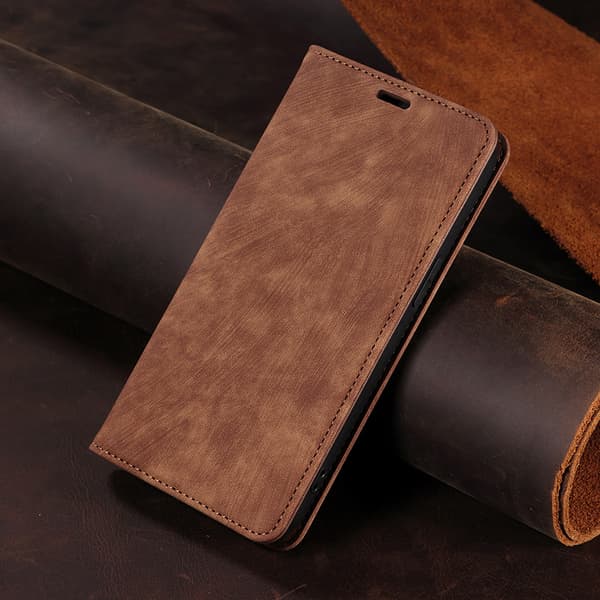 Magneettinen nahkakotelo Google Pixel 8 Prolle Brown