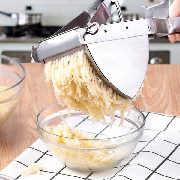 Potatispress och fruktpress i rostfritt stål