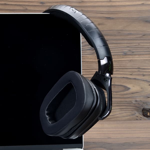 Erstatningsøreputer og etuier for Logitech G633/G933 Black