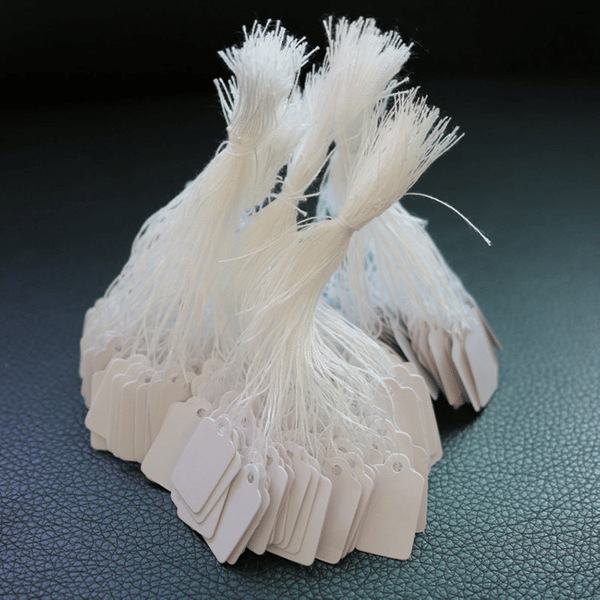Hundre prislapper med snor White 3.5 x 2.2 cm