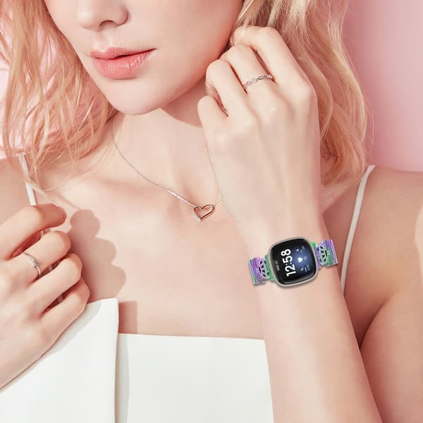Funklende urrem med tre perler til Fitbit Versa 3/4/Sense 2