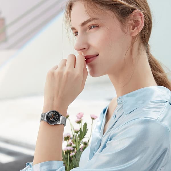 Milanese Loop -kellon ranneke älykelloille Silver 20 mm