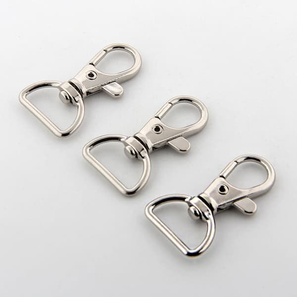 Roterbare halvrunde ringer med karabinkrok 10 stk Silver 1.5 cm
