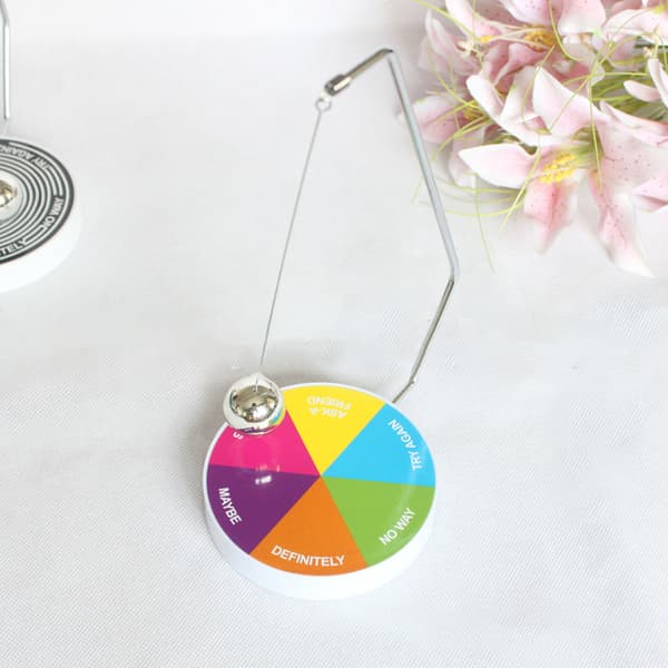 Decision Maker Kinetic Desk Toy MultiColor