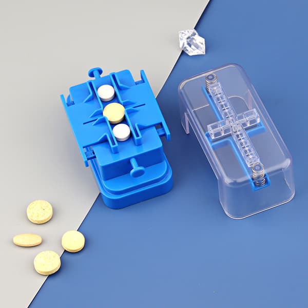 Pillskärare med förvaring Blue