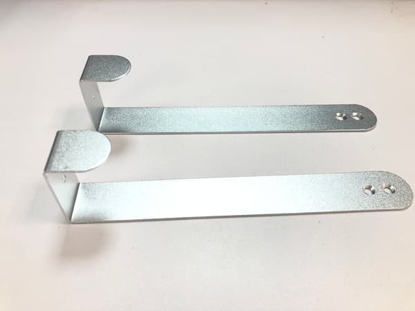 Aluminiums knækkrog, over døren Silver
