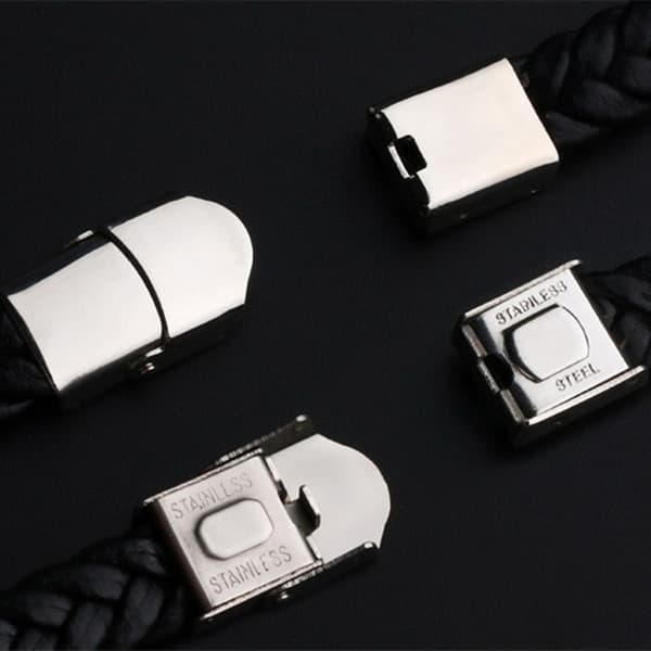 Flätat armband Black