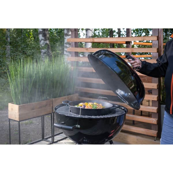 Wok valurautaisessa Multigrillissä 30 cm