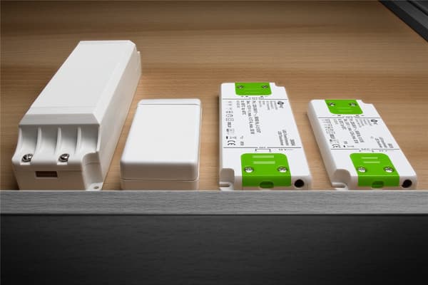LED-konstantstrøms-driver 500 mA, 20 W, superflad