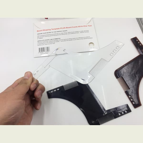 Skäggmall för perfekt skäggformning - 17cm Transparent